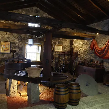 Oda ve Kahvaltı Quinta Buganvilias Castelo Branco (Faial)