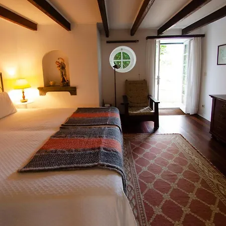 Bed & Breakfast Quinta Buganvilias 3*